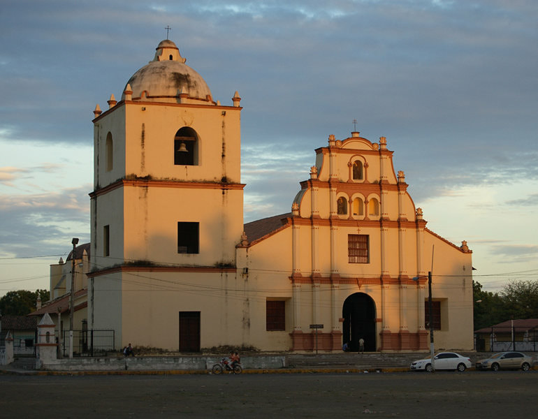 Iglesia San Juan Bautista de Sutiaba en León, Nicaragua