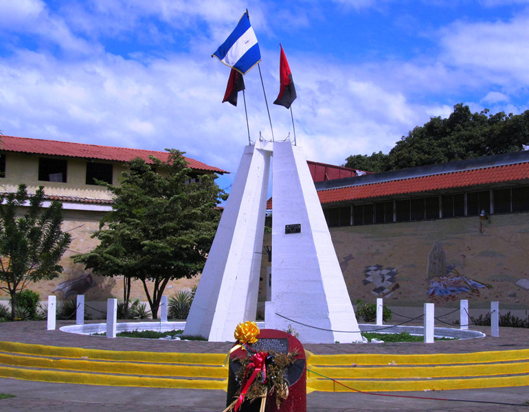 Mausoleo de Héroes y Mártires en León, Nicaragua