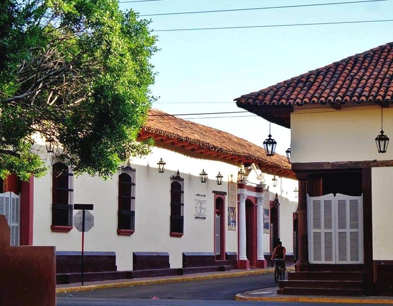 Calle de los museos en León, Nicaragua